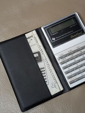 Texas Instruments Databank Portable Electronic Calculator, Needs Battery